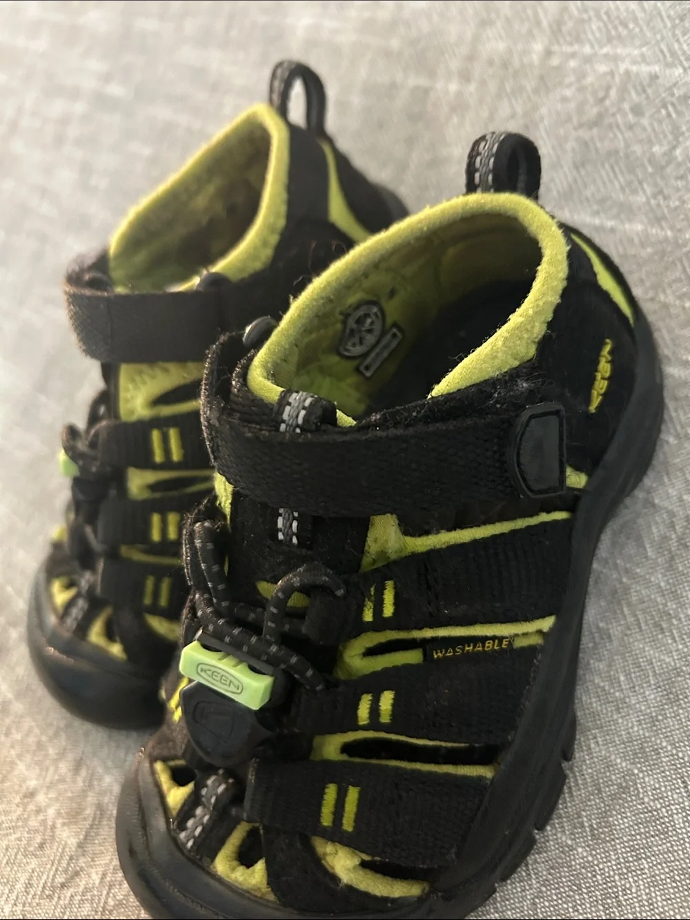 Keen Kids Black and Lime Athletic Closed-Toe Sandals